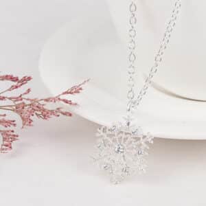 Snowflake Pendant Christmas Necklace